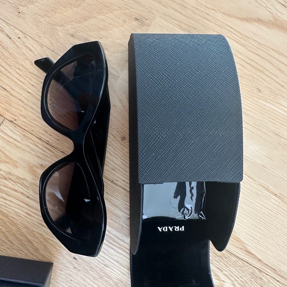 Prada Elegant Black Sunglasses
